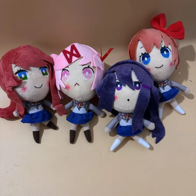 

Cute 4pcs Doki Doki Literature Club Plush Set Monika Sayori Natsuki Yuri Soft Stuffed School Uniform Dolls for Fans Home Decor