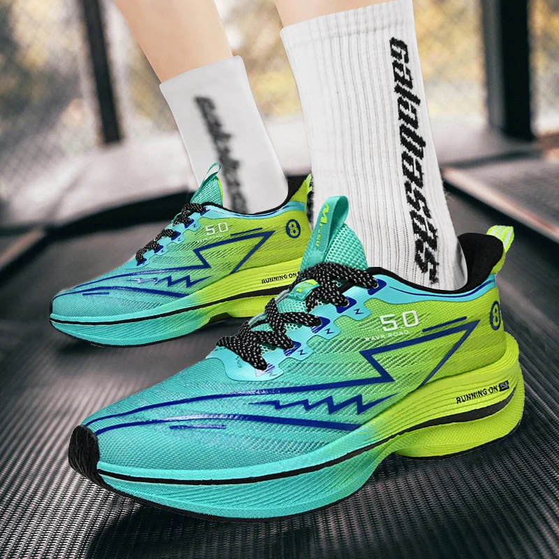 Nowe męskie trampki Racing Carbon Plate Sportowe buty do biegania Lekkie antypoślizgowe profesjonalne buty treningowe do lekkoatletyki Buty do tenisa