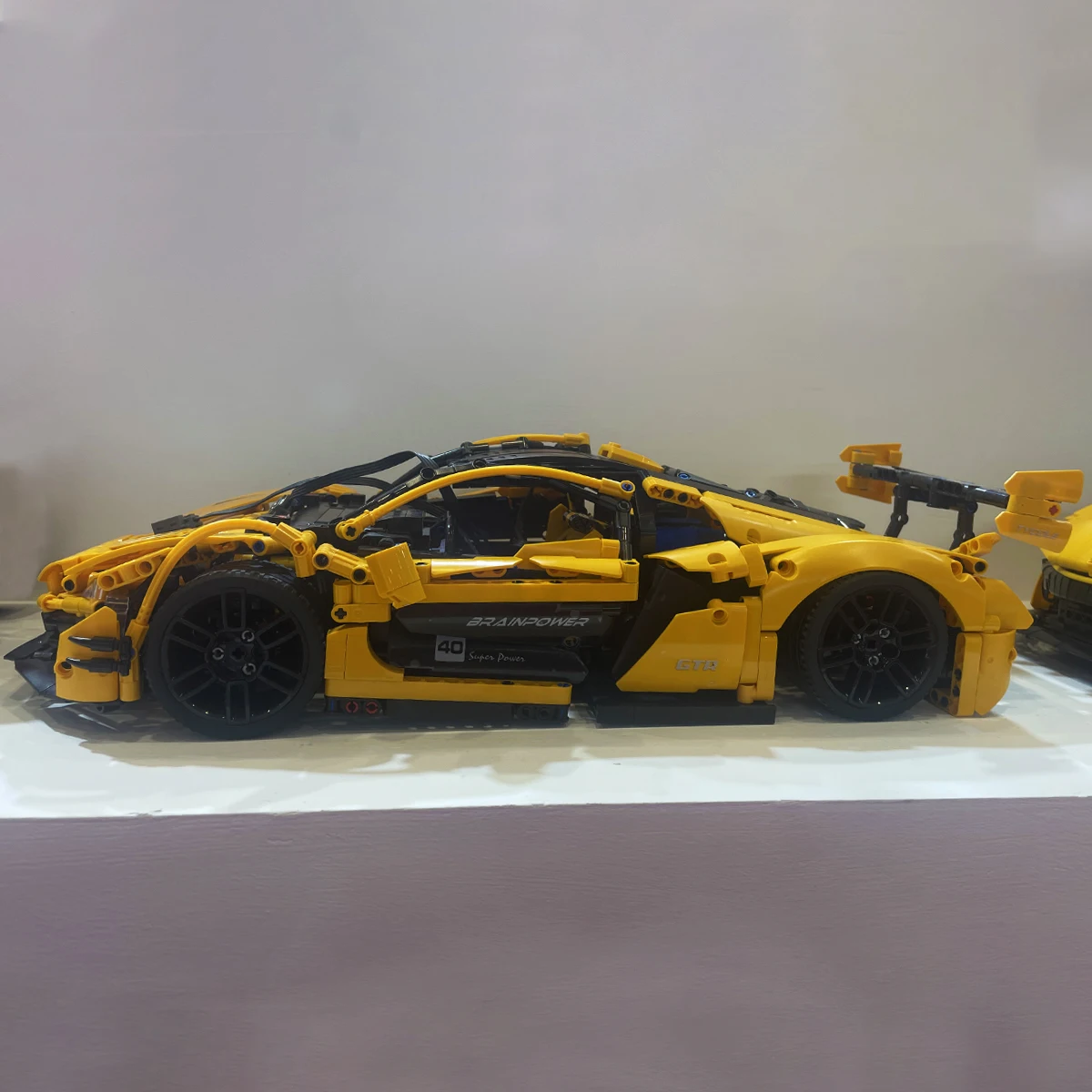 1:10 Technical Series P1 Sport Car Building Block City Speed Racing Vehicle Model Brick Toys For Kid Birthday Gift MOC 2298PCS