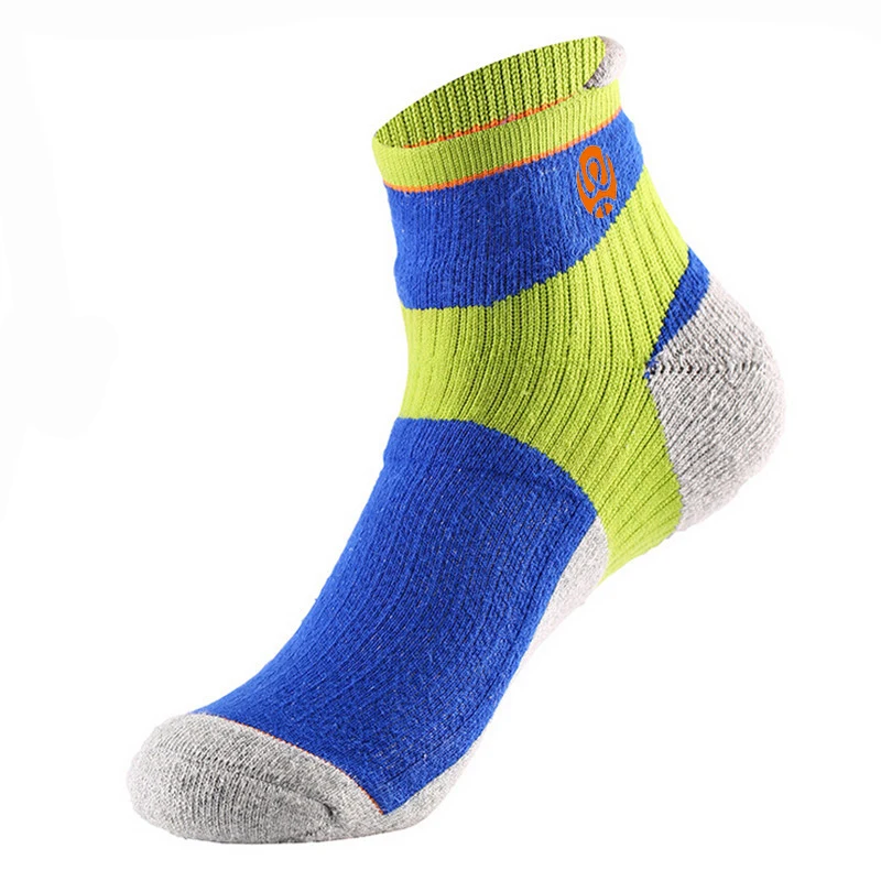 

Men Sport Socks Warm Road Bicycle Cycling Sock Outdoor Sports Soft Football Breathable Basketball Running Socks