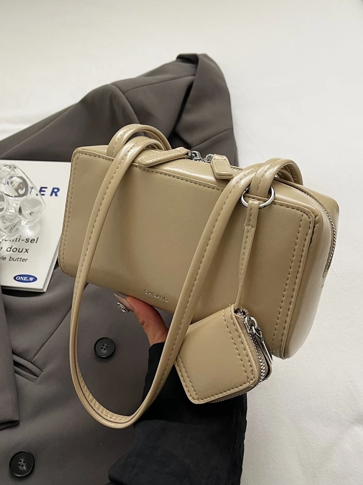 حقيبة جلدية صغيرة بتصميم عتيق للنساء، موديل 2024 الجديد، حقيبة مربعة أنيقة للعمل، حقيبة كتف واحدة راقية للخريف والشتاء