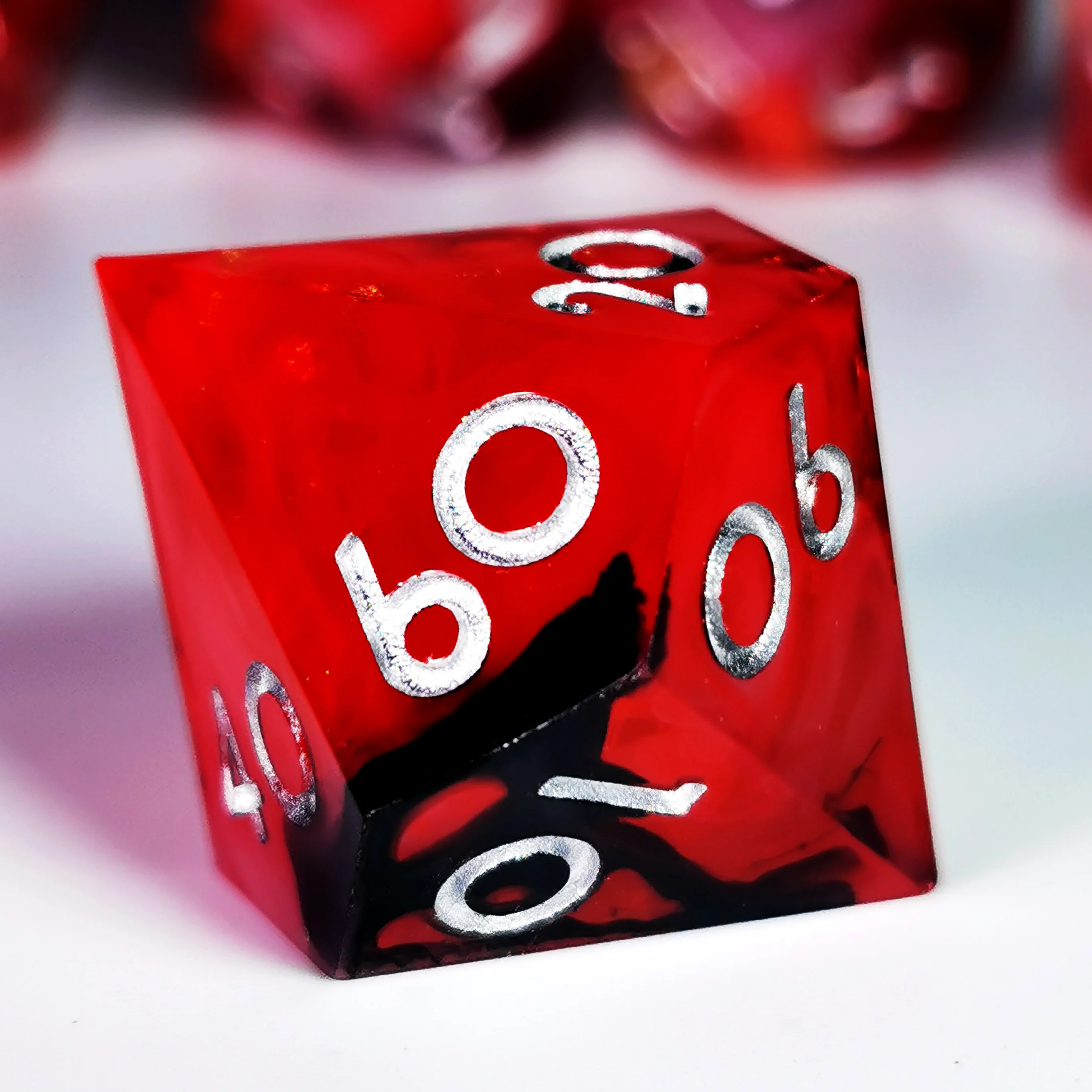 "Juego de dados DND de resina con borde afilado, juego de dados poliédricos rojos de 7 piezas, dados D&D transparentes hechos a mano para mazmorras y dragones RPG"