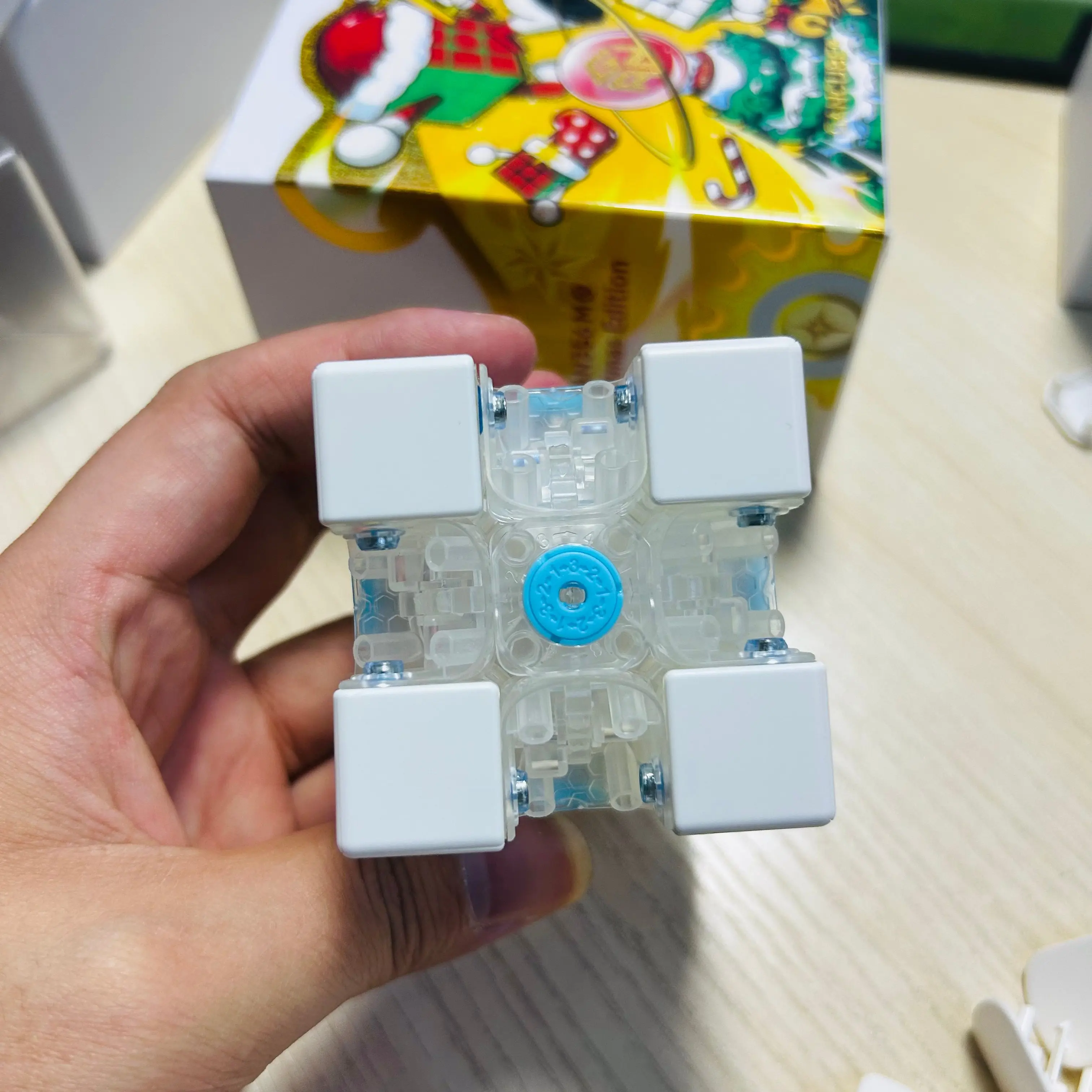 لتقوم بها بنفسك GAN 356ME 2025 إصدار عيد الميلاد مكعب غان 3x3 مكعب سرعة سحري مغناطيسي بدون ملصقات #1