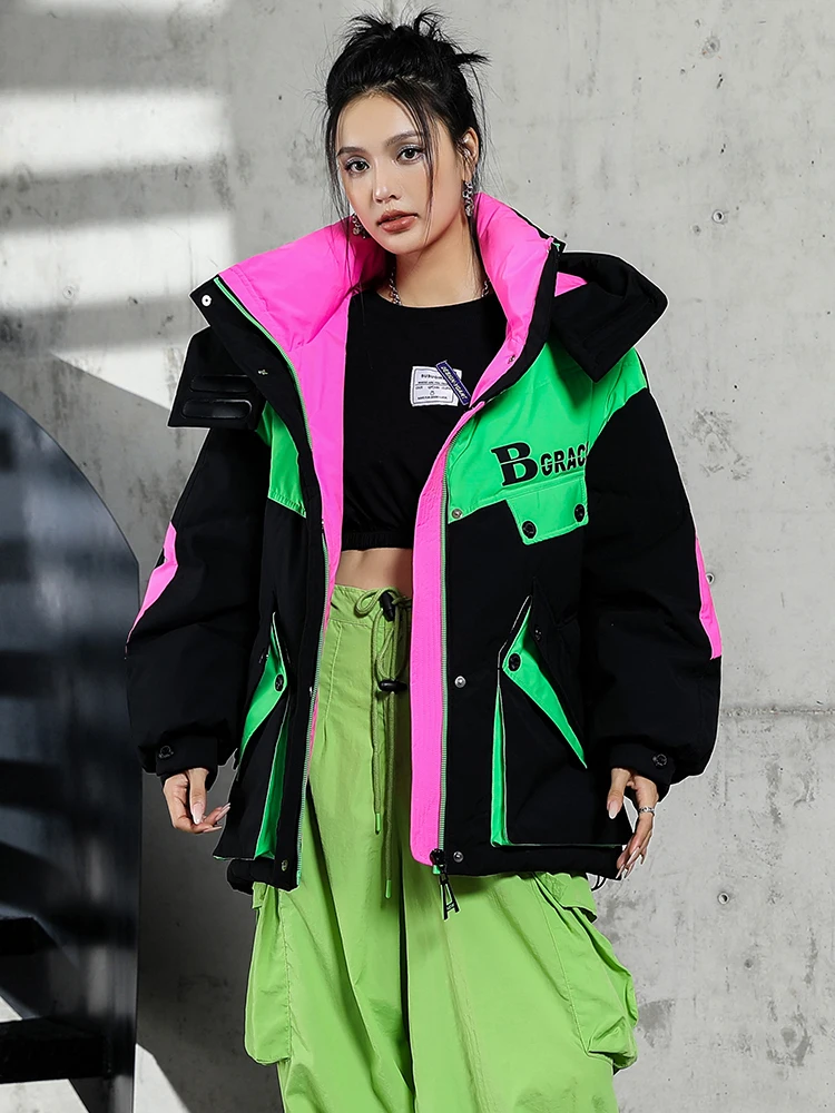 Wärme Winter Daunen mantel Jacken Frauen Kapuze Parka Winterkleid ung Schnee mantel lässig dicke kurze Puffer Jacke helle Streetwear