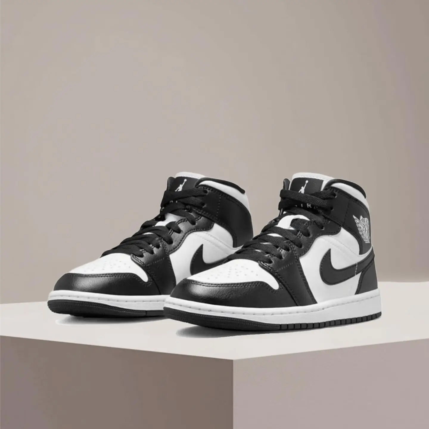 

Nike Jordan 1 Retro High-Top Breathable Anti-Slip Durable Basketball Sneakers Unisex DV0991-101