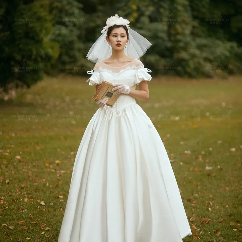 

Wedding Dress Simple French Lace One Shoulder Satin Super Fairy Forest White Bridal Party Outing Yarn Dress Customized