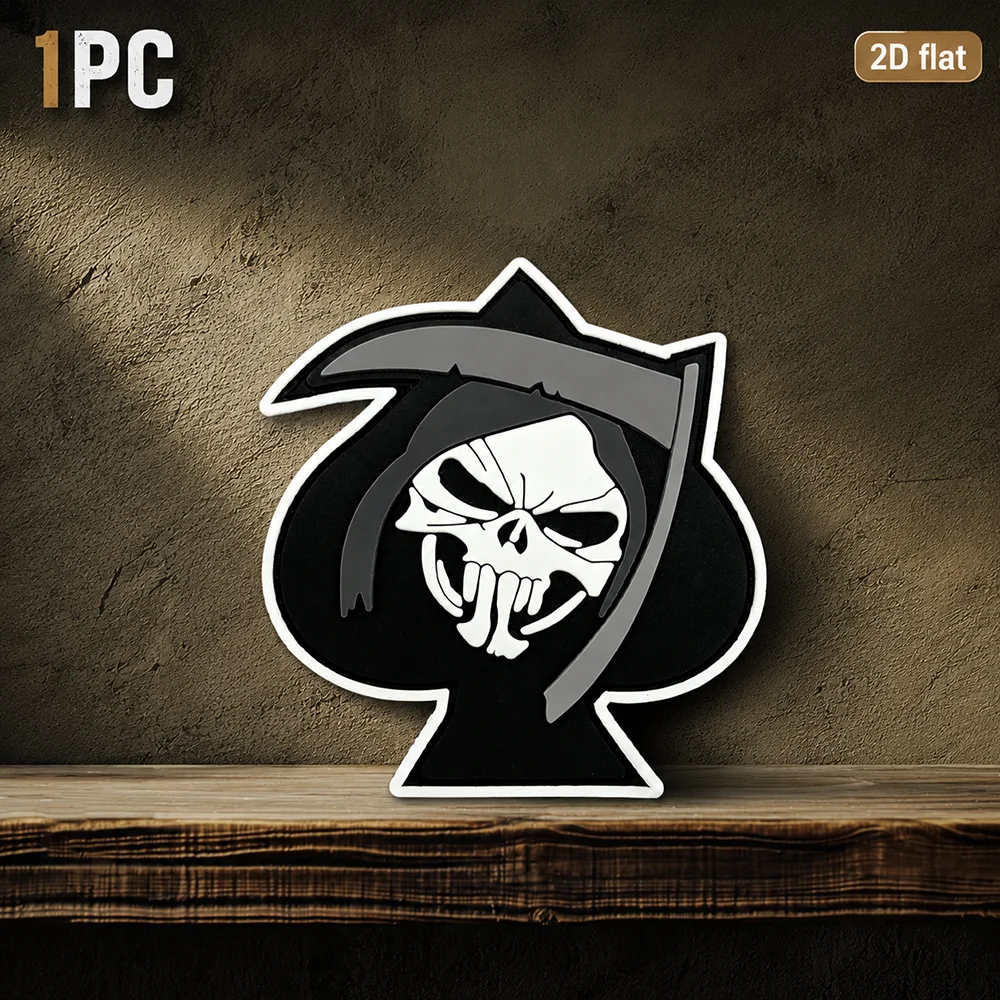 Dark Black Spade Skull Hooded Alien-Shaped Logo Badge, 2D Flat Pvc Material with Luminous Effect, Magic Sticker Patch with Free Backing, Specifications Available, 1Pc/2Pcs/3Pcs, Layered 3D Embossed Edge, Not Easy to Come Off, Functional Jacket Personalized Decoration Accessory