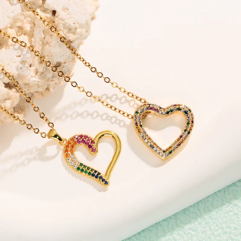 2026 New Fully Inlaid Colorful Zirconium Heart-shaped Pendant with Hollowed Out Peach Heart, Versatile Temperament Accessory