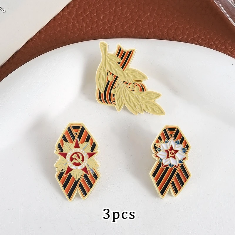 A Set of 3pcs New Creative Soviet and Russian Flag Brooch Victory Day St. George Ribbon Wheat Ear Brooch Metal Badge Souvenir view 3