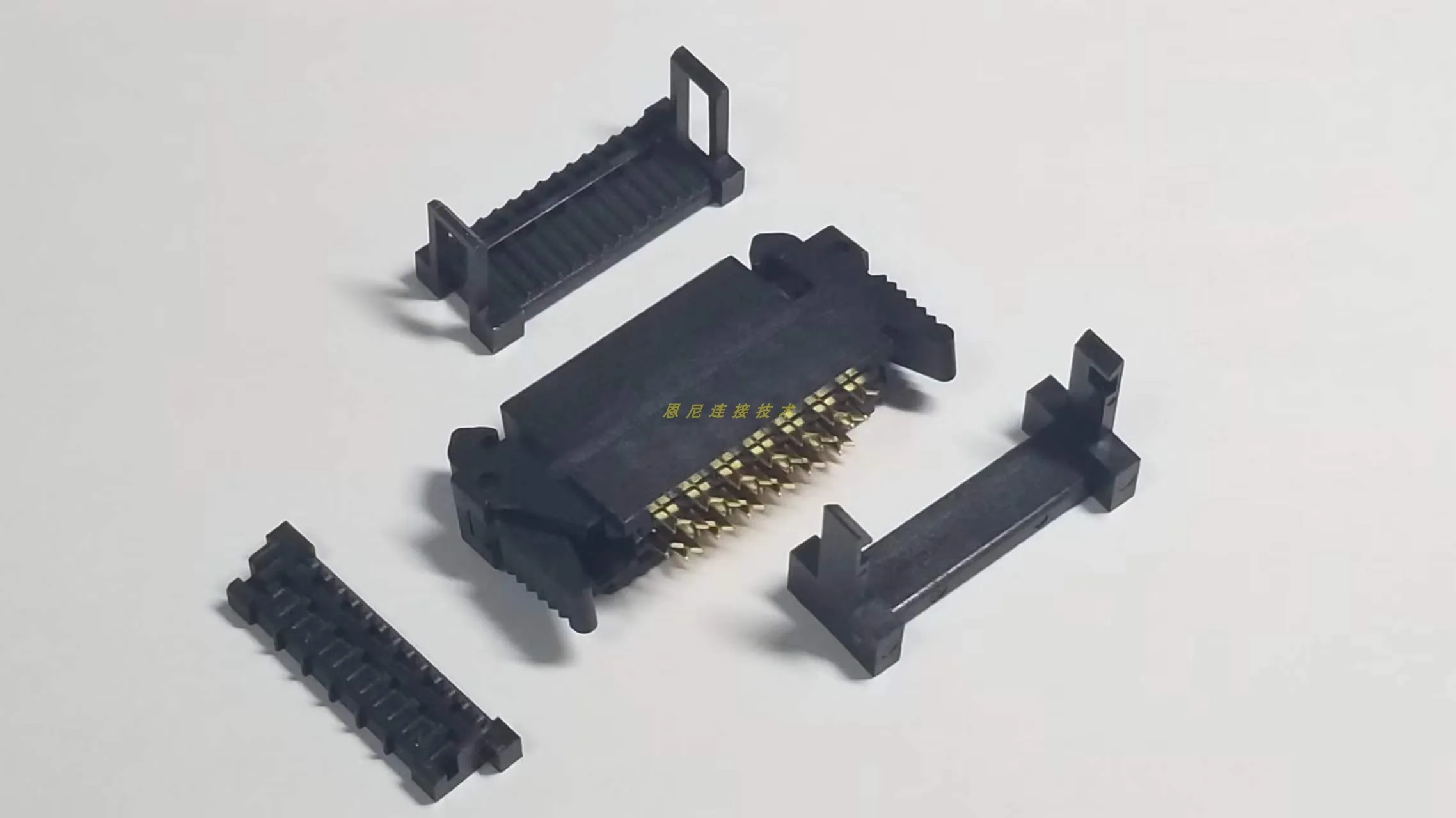 

8822E-040-171-F 40-контактный разъем IDC с шагом 1,27 мм