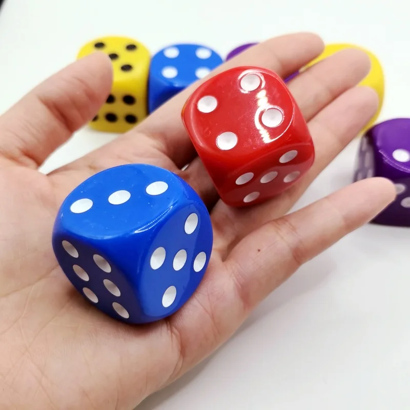 Big Dice 2 Pcs/Set 30mm Big Size Dice Set Two Colors Dots Acrylicn D6  Dice Round Corner D6 Point Dice For Family Board Games