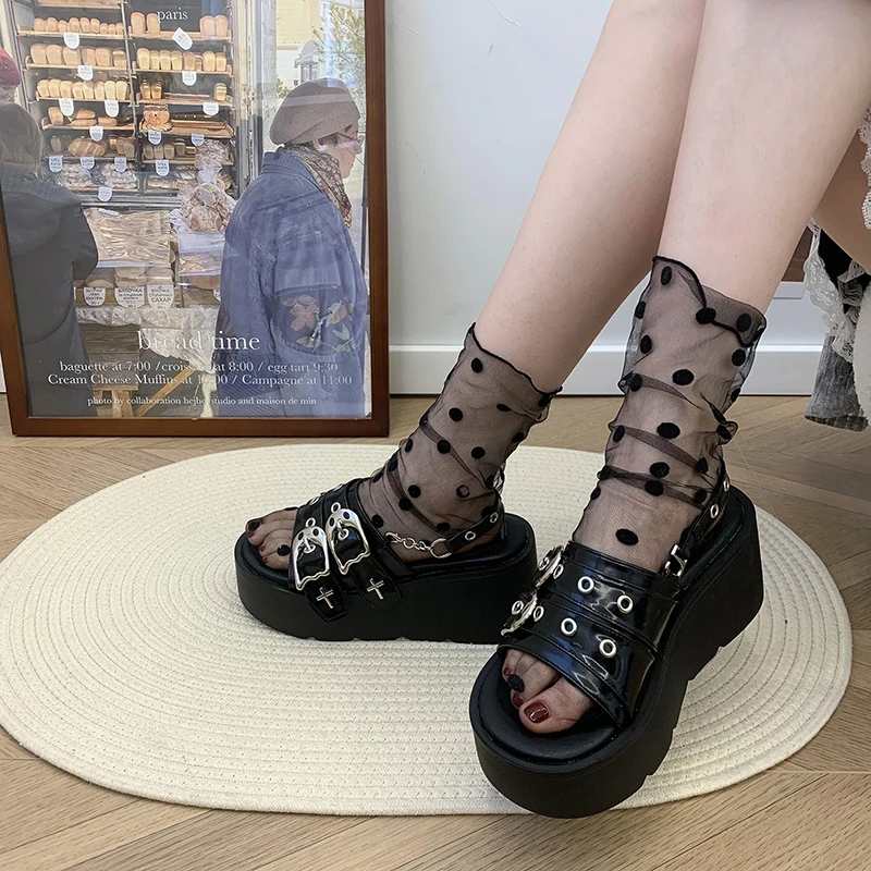 2024Women Summer Slippers Platform Rivet Punk Design Sandals Non-Slip Slids Garden Shoes Fashion Casual Heels Sandals For Female