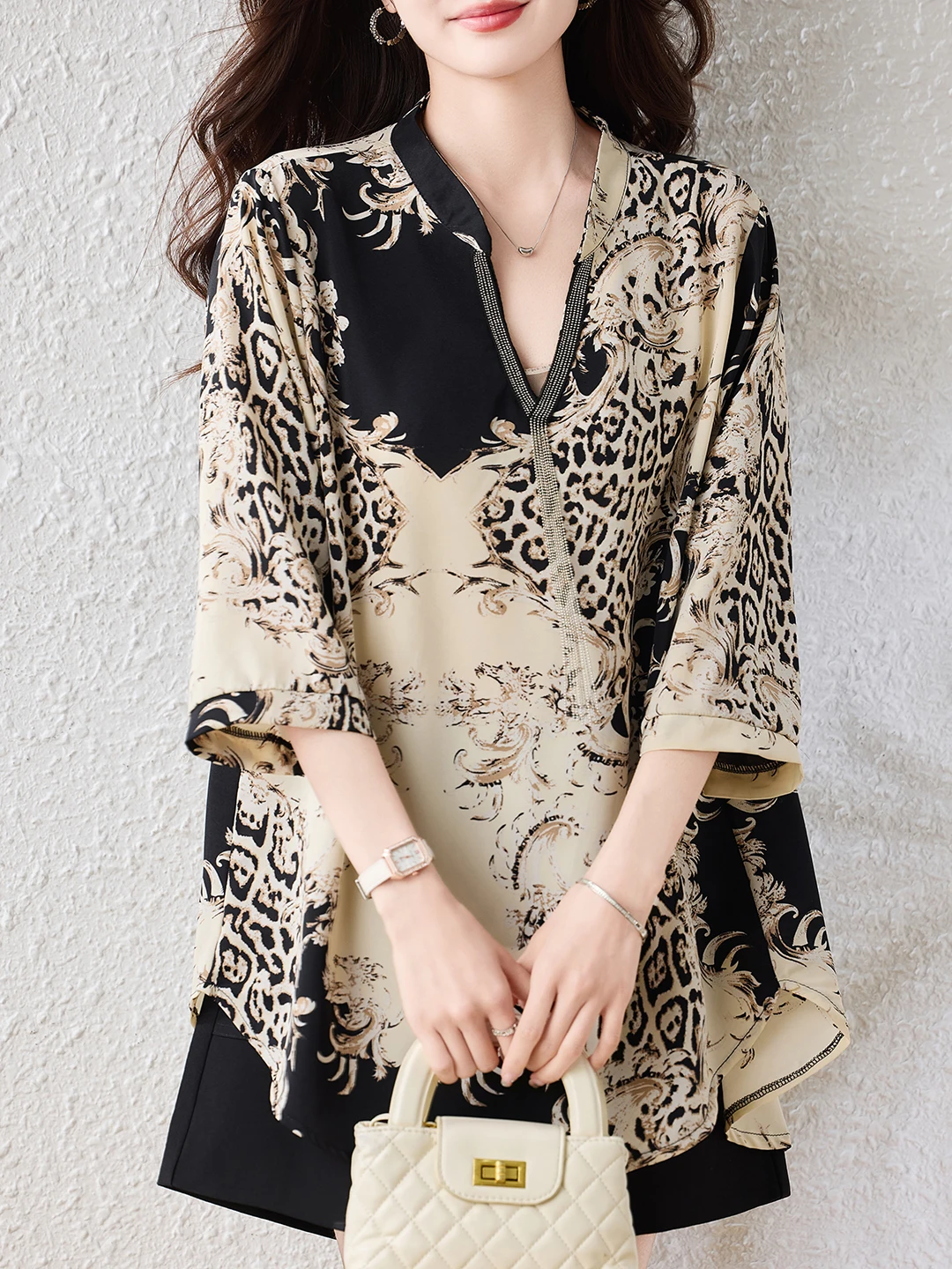 

Loose Large Size Shirt Women's Casual Style Summer 2026 Thin Chiffon Top Five-Quarter Sleeve Tassel Detail Casual Blouse