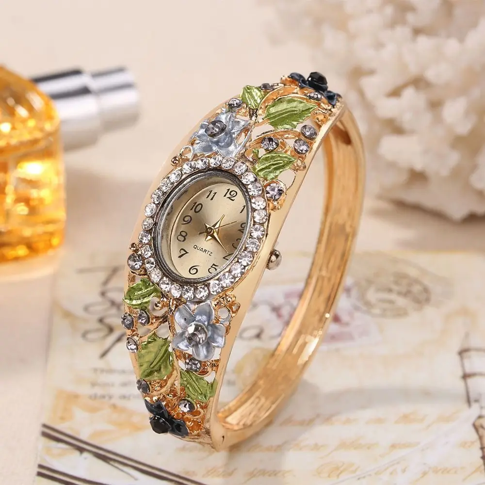 Rich In Flowers Vintage Watch Rhinestone Bracelet Crystal Jewelry Quartz Watch Round Dial Versatile Design Ladies Wristwatch