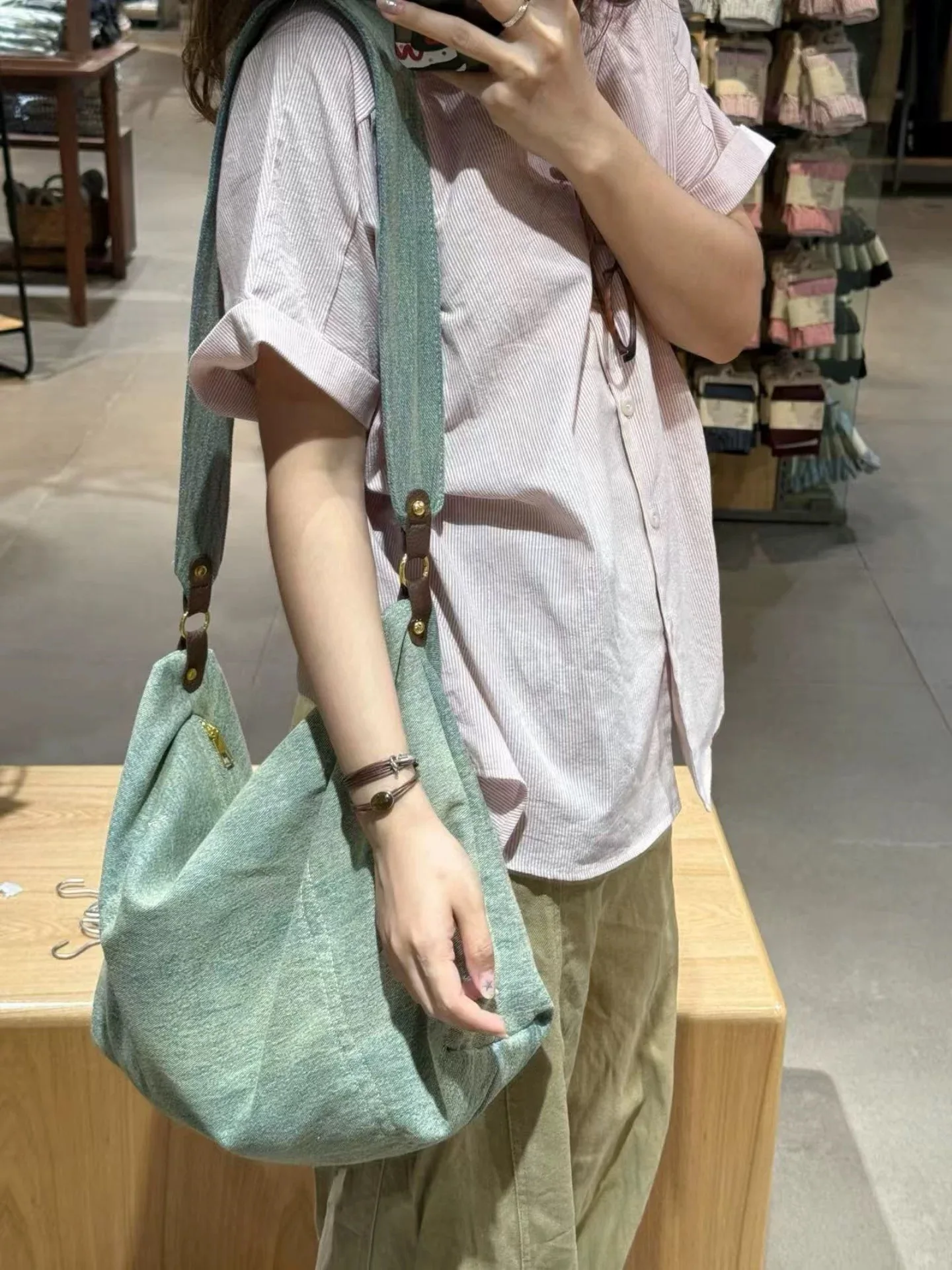 

2025 New Large Capacity Denim Canvas Bag Versatile Casual Niche Commuting Single Shoulder Bags