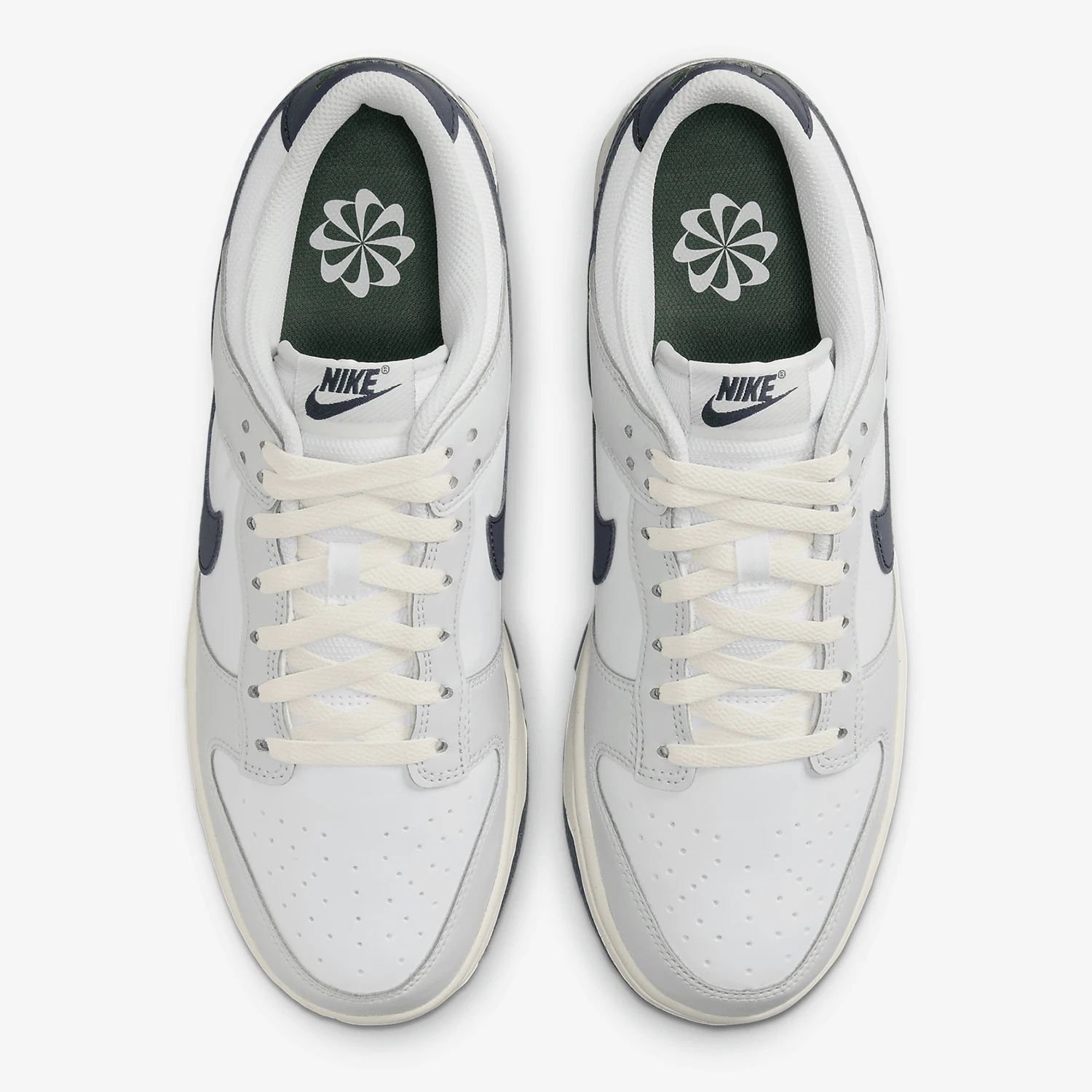 Nike Authentic Dunk Low NN lage sportschoenen met demping voor heren HF4299-001