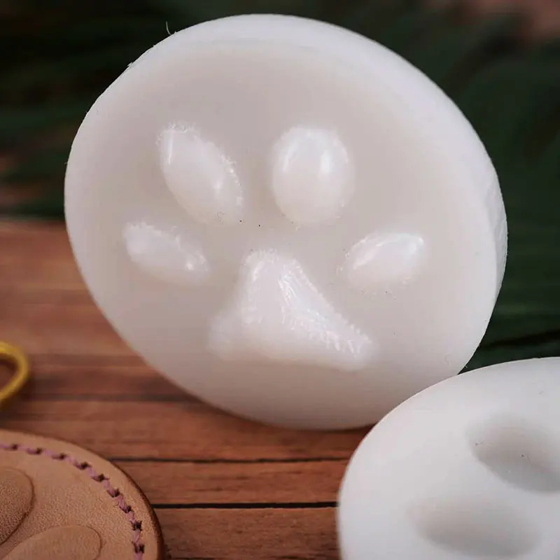 DIY tanned leather dog paw molding mold Cat claw molding mold Dog claw keychain pendant postage