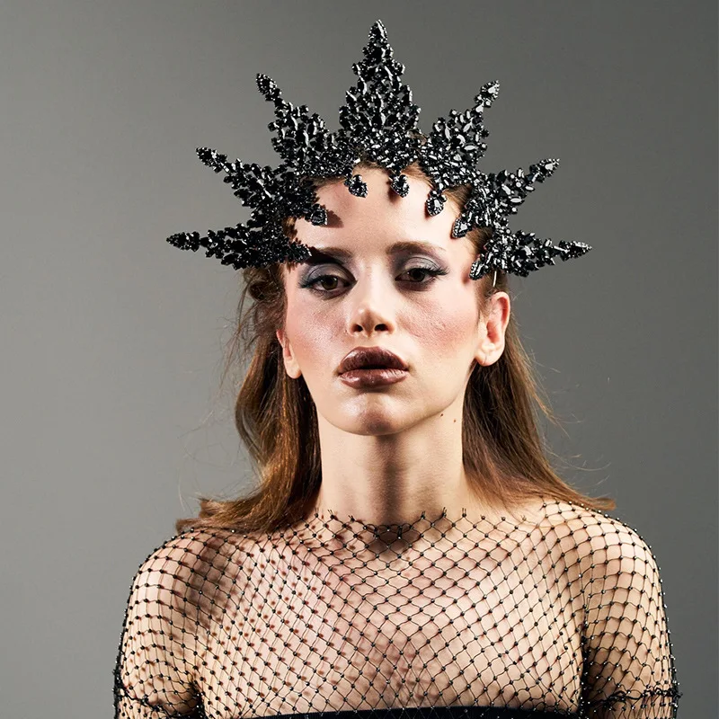 Exaggerated Black Sun Goddess Crown Headband Women Queen Accessories Carnival Rhinestone Headpiece Chain Masquerade Jewelry