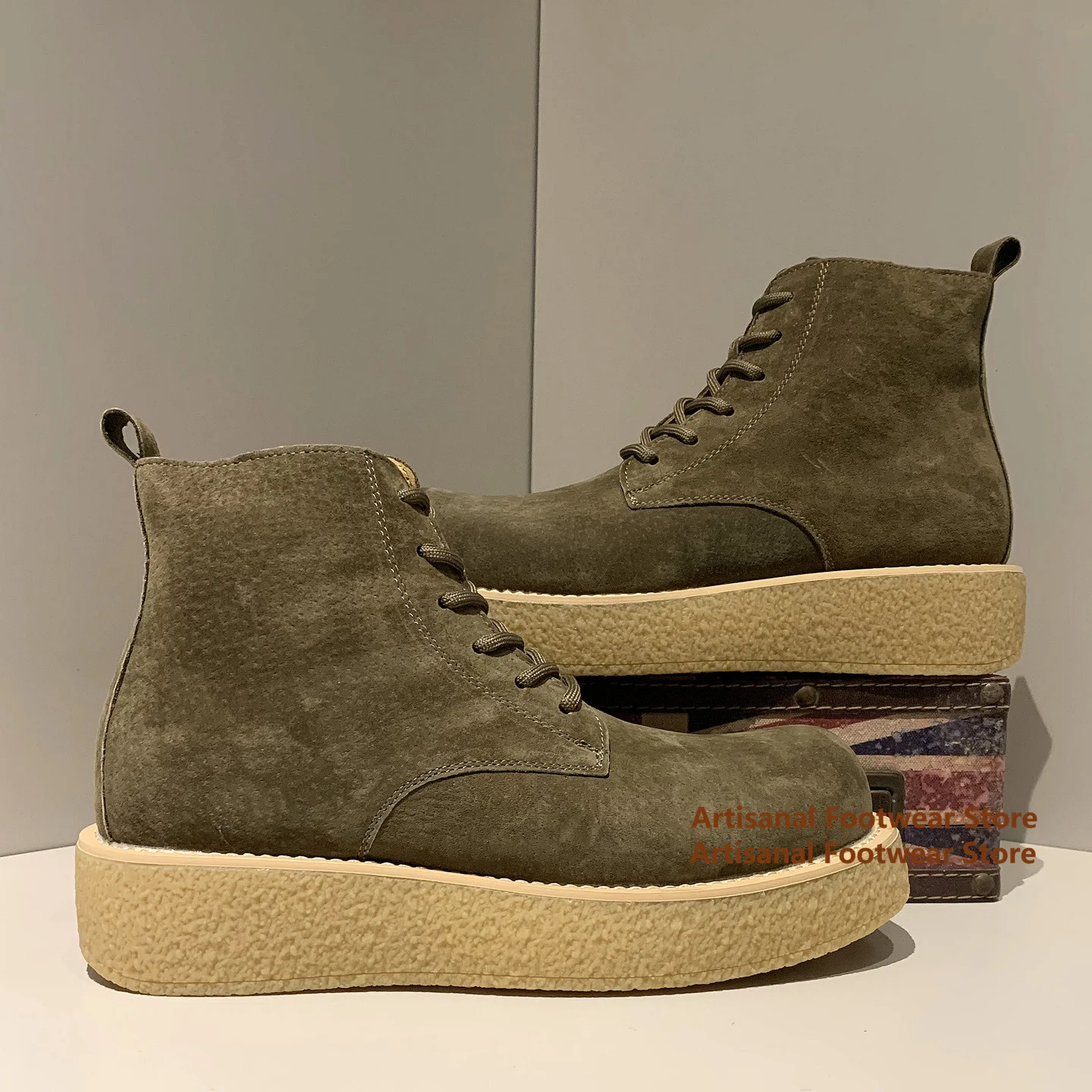 عالية الجودة أحذية رجالية الجانب سستة الدانتيل متابعة منتصف أعلى حذاء كاجوال المضادة للانزلاق النمط البريطاني الرجعية عمال الأحذية الجديدة في الرجال الأحذية