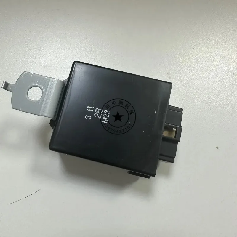Japan Original Flash Relay 8980255331/066500-6331 – For Isuzu 6WF1/6WG1 CYH, Reliable for Turn Signal Control in Isuzu Trucks