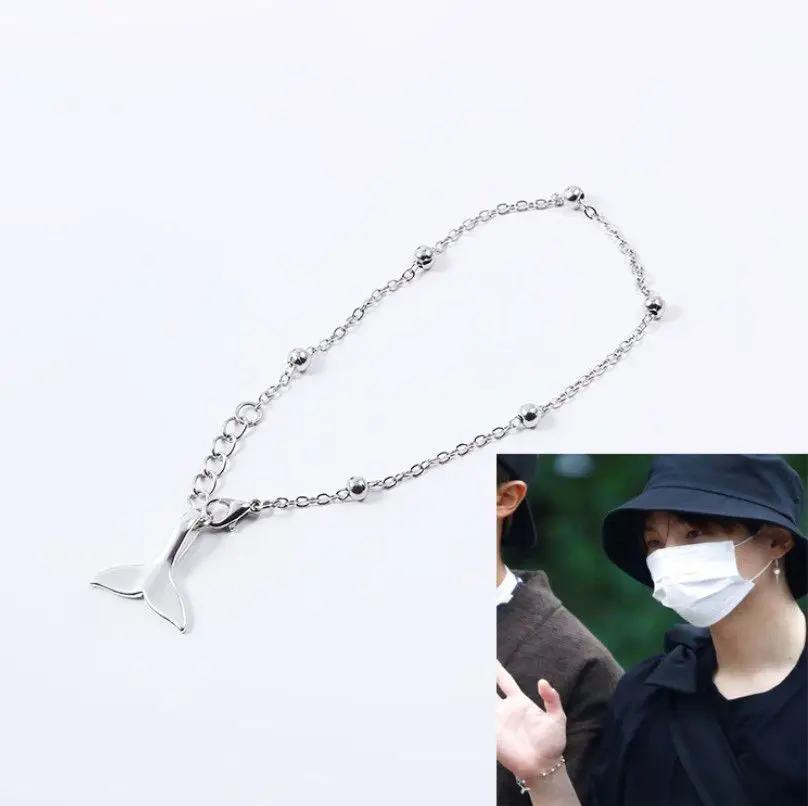 Korean Popular Jewelry SUGA Fish Tail Bracelet INS Personality Dolphin Tail Men And Women Titanium Steel Jewelry Gifts