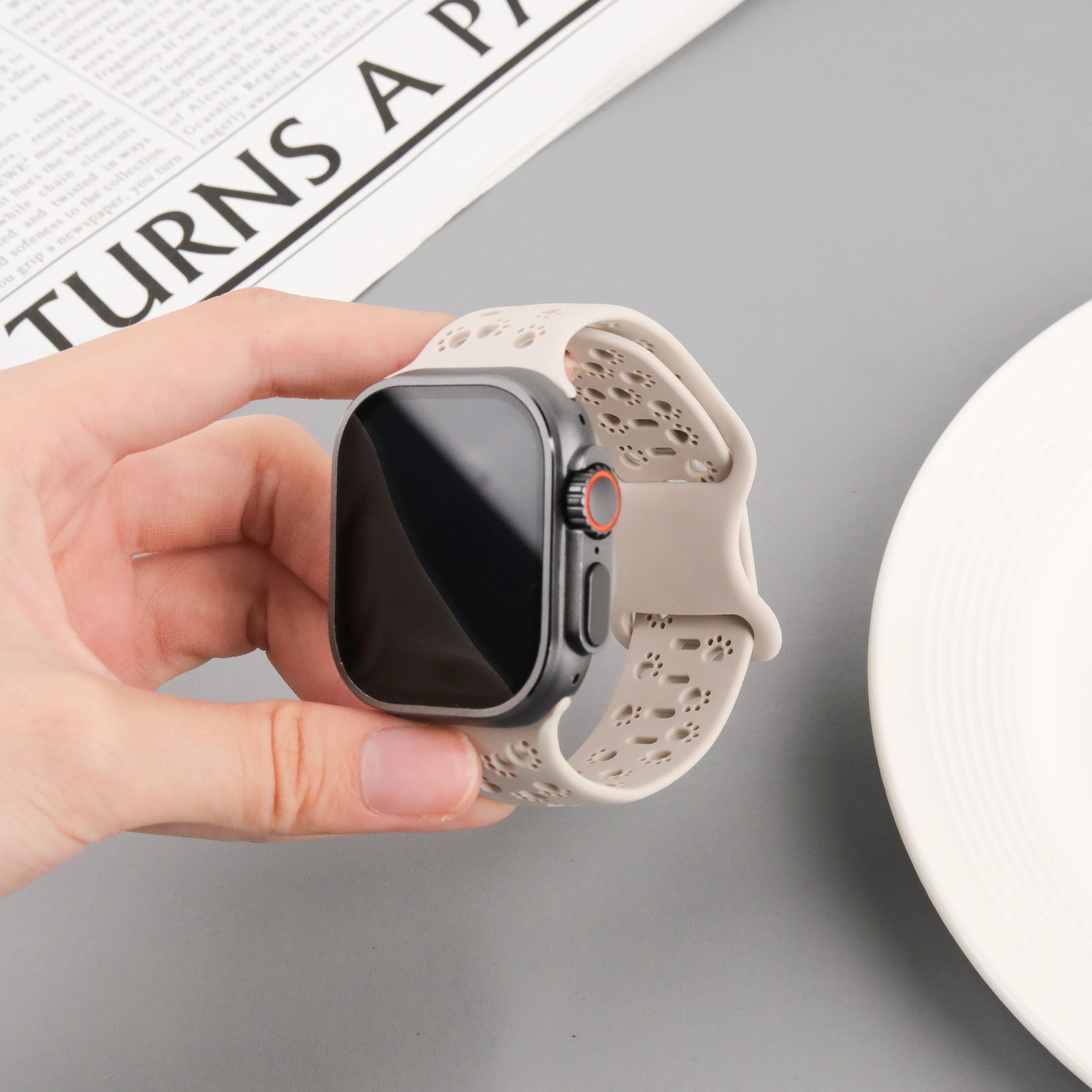 Strap for Apple Watch Band 44mm 42mm 40 41 45mm 46mm 49mm Engraved Cat Claws Correa Bracelet iWatch Series 11 10 SE 8 9 7 Ultra