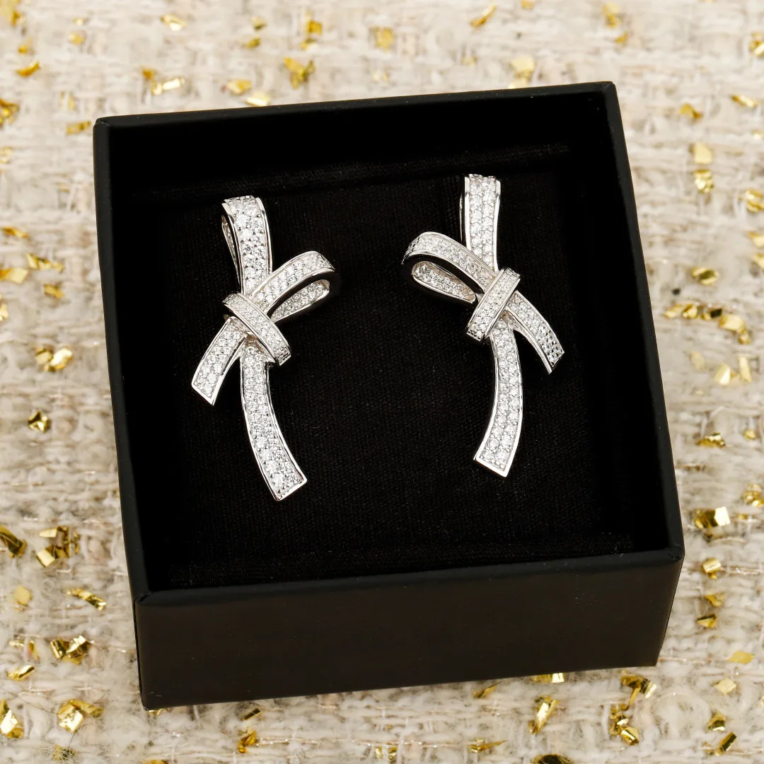 

Europe Designer 925 Silver Diamond Crystal Bow Luxury Earrings Woman Top Quality Exquisite Boutique Jewelry