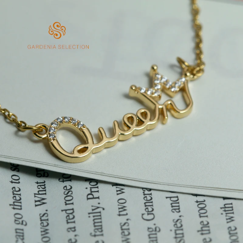 Light luxury niche design fashion and versatile letter pendant necklace