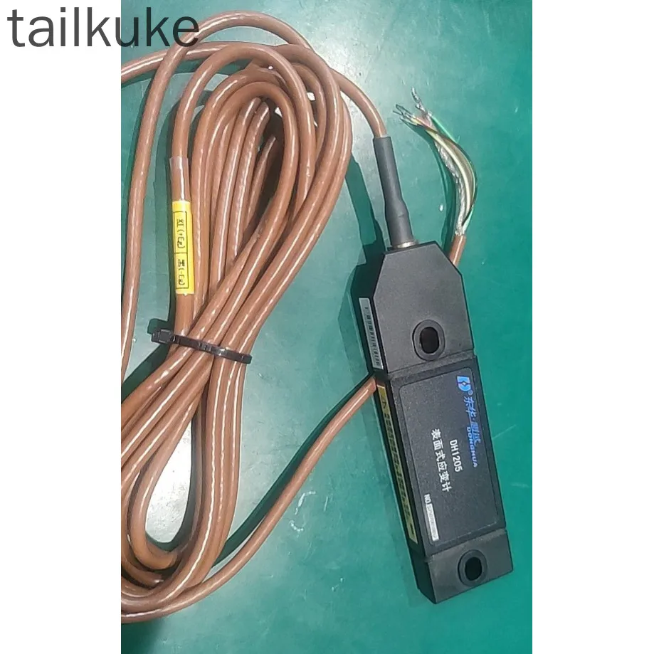 Surface Strain Gauge DH1205