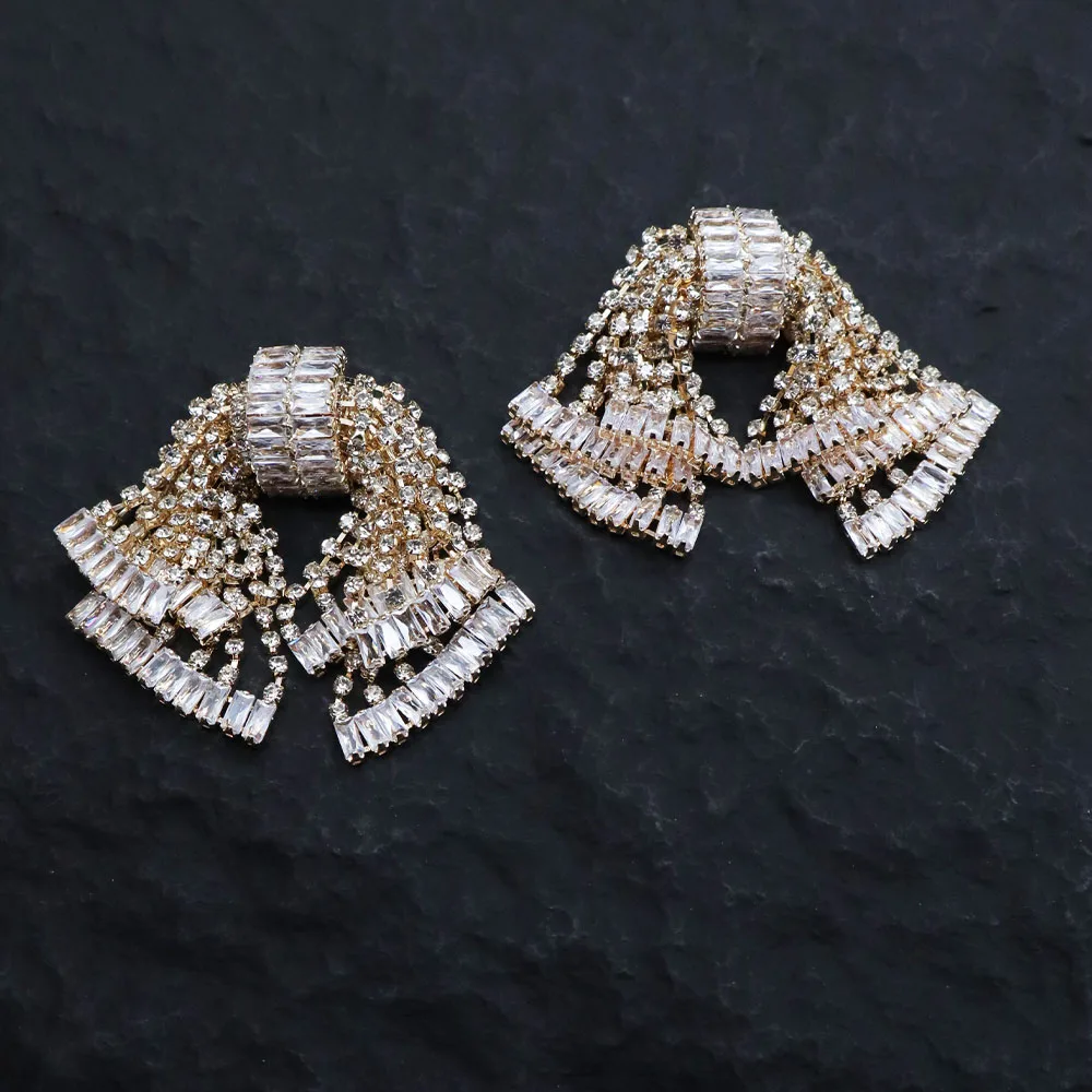 Immagine 7: Eleganti orecchini con nodo a farfalla in zirconi, gioielli scintillanti per feste quotidiane, squisiti orecchini a bottone per le donne, accessori alla moda
