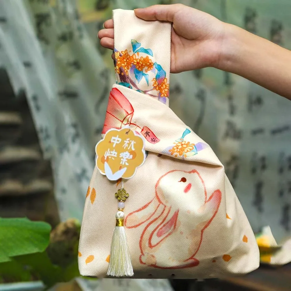 

Pendant Tassel Knot Wrist Bag Pin Card New Chinese Style Handbag Elegant Mythic Figure Chang'e Mid-Autumn Festival Pouch Wedding