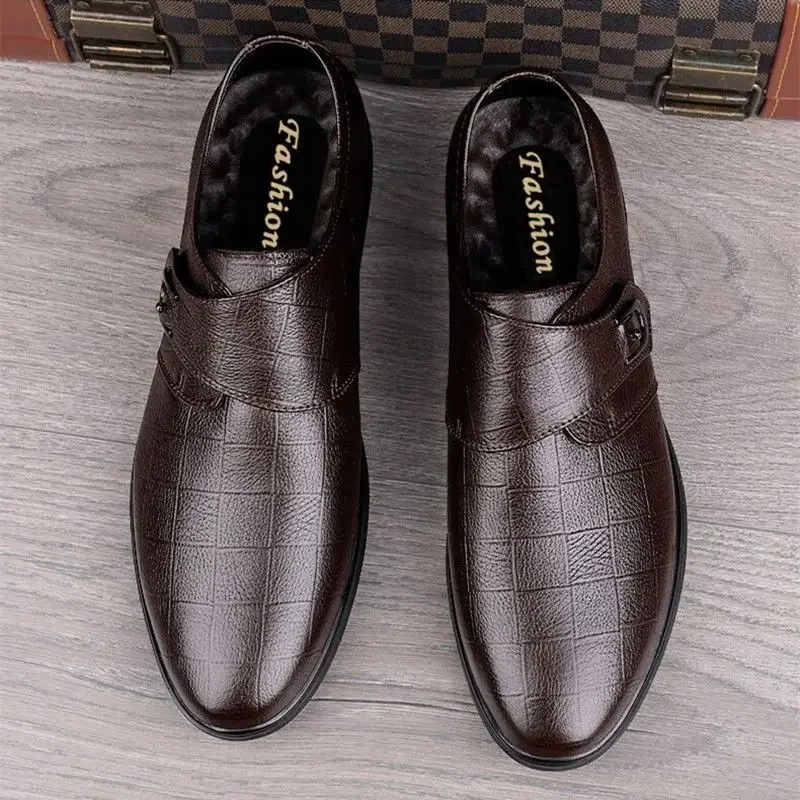 Zapatos de cuero para hombre, calzado de vestir de negocios, elegante y clásico, informal, liquidación Social, estilo legitimo, 2024