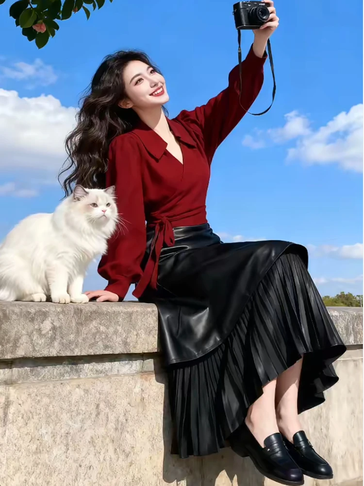 

Autumn Winter Women's Vintage Hong Kong Style Knitted Sweater Belted Top And Slimming Skirt Two-Piece Set Fashion Ensemble