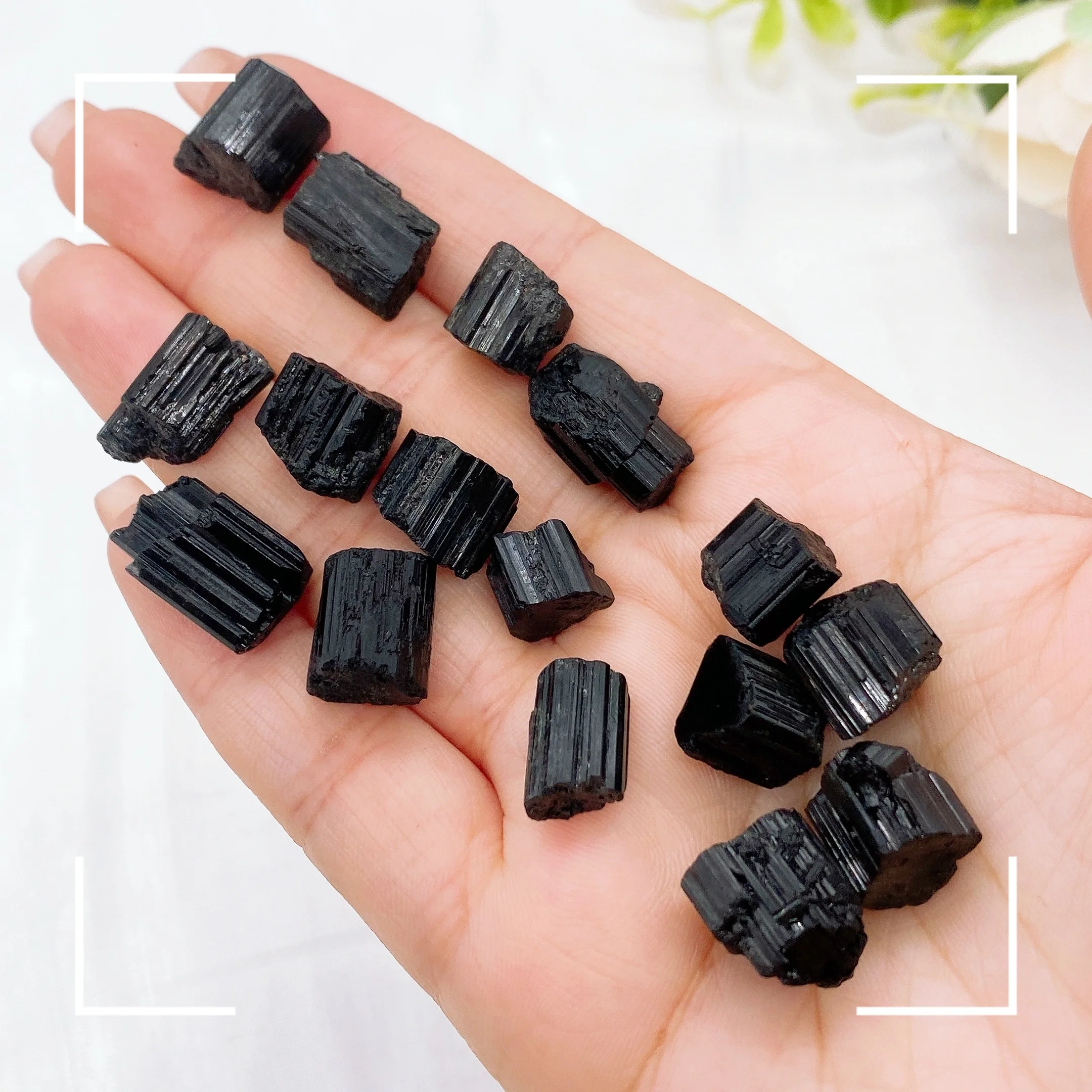 Natural Black Tourmaline Gravel Healing Advanced Collection Eliminate Magnetism Raw Gemstone Mineral Specimen Home Decoration