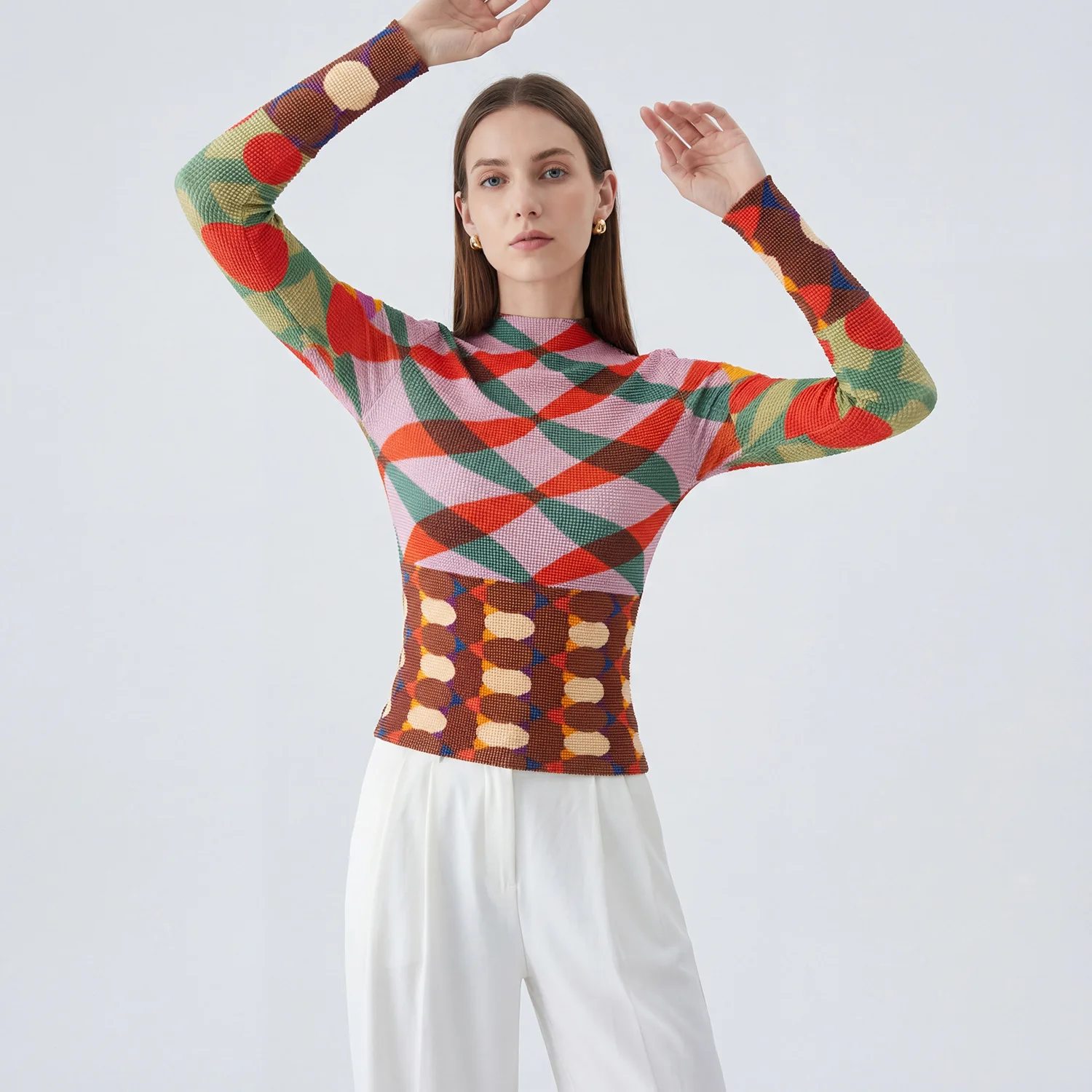 미야케 플리츠 패션 여성용 2026 템퍼먼트 레트로 프레스드 플리츠 스프링 스트레치 얇은 이지 케어 프린트 풀오버 탑