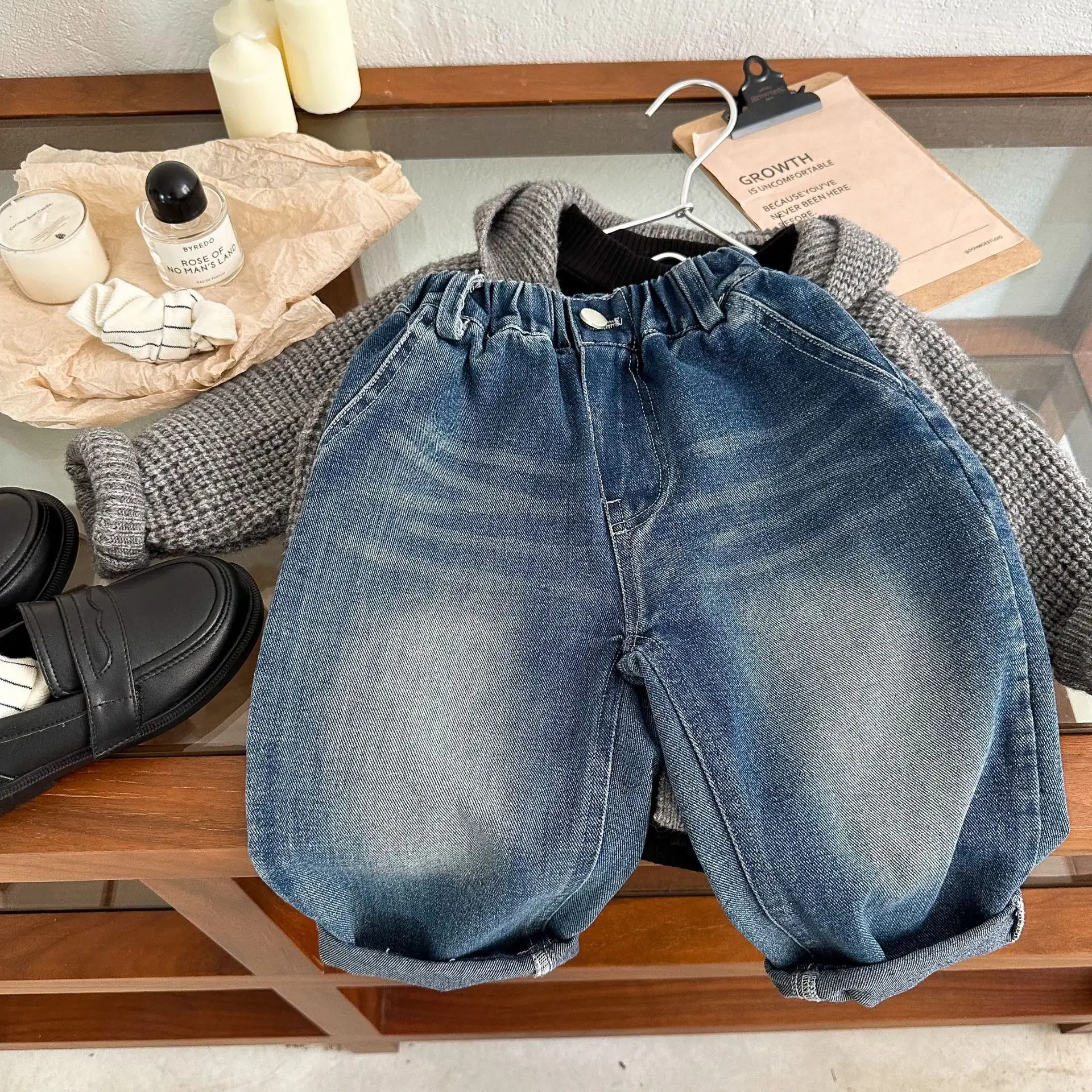 

Children's Trousers 2023 Autumn New Boys' and Girls' Simple Light Board Jeans Baby Net Red Straight-Leg Pants