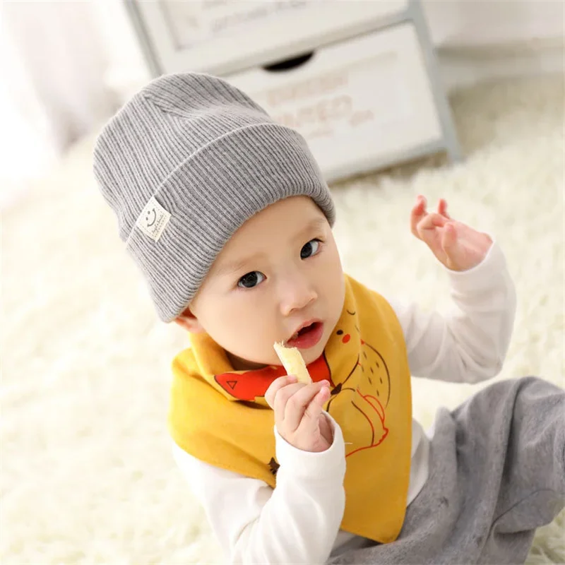 Newborn Spring Hat Crochet Smiling Badge Infant Bonnet Baby Cap for Girls Boys Kids New Baby Spring Autumn And Winter