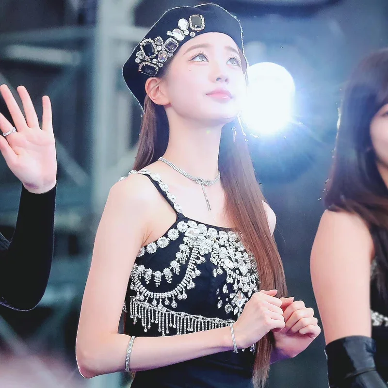 Korean Women Group Jazz Dance Clothes Full Rhinestone Black Tops Kpop Hip Hop Diamond Vest Festival Rave Stage Outfits DWY7969