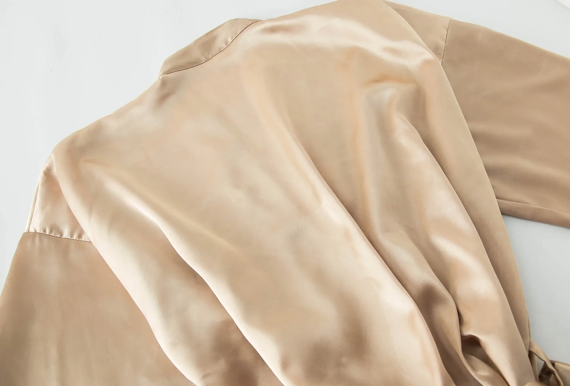 Hochzeit Party Team Braut Robe mit schwarzen Buchstaben Kimono Satin Pyjamas Brautjungfer Bademantel SP2000