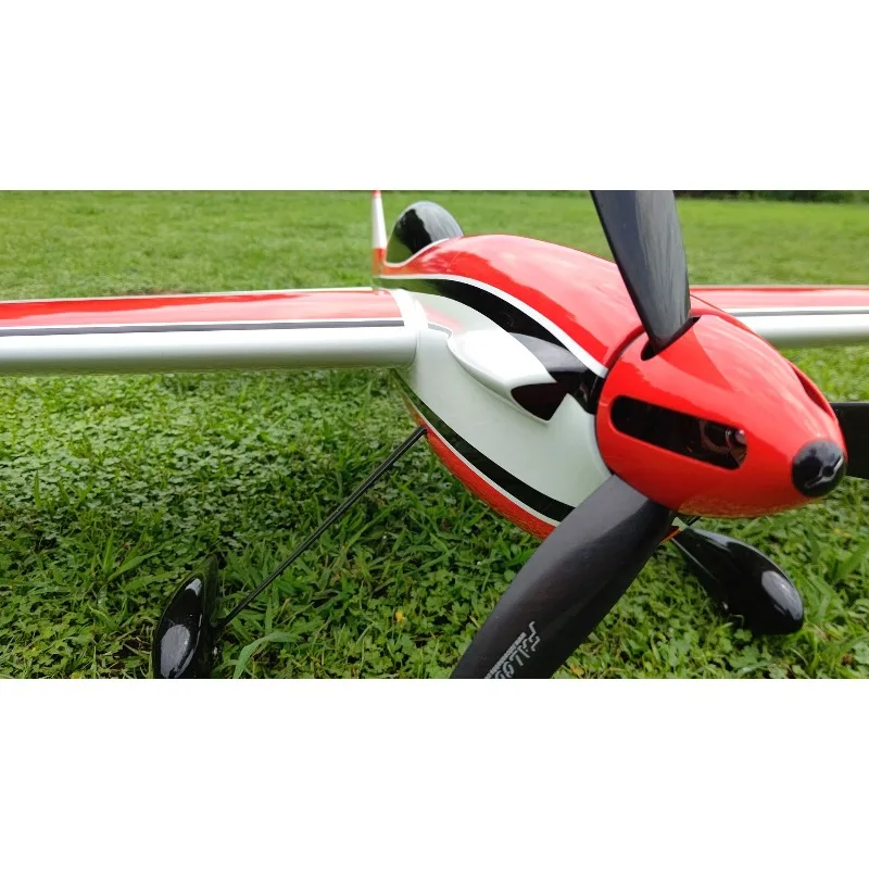 Falcon F2B Carbon Fiber Propeller  Control Line 3 Blade 4 Blade 11.6x5.7 12x5.5 12x5.25 for Fix Wing Gas RC Model Airplane