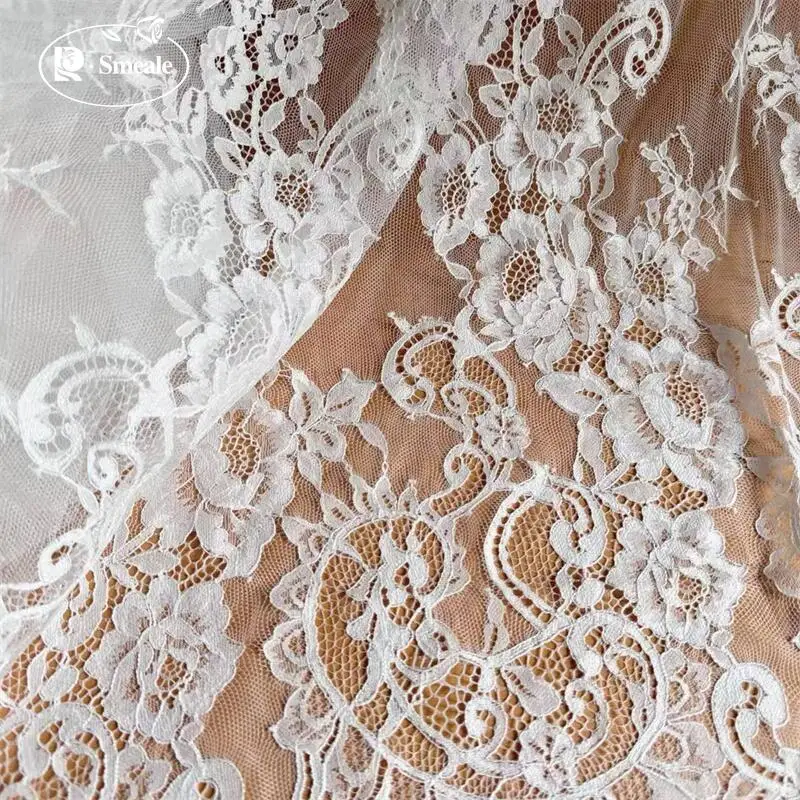 Weiße Weiche Wimpernspitzenstoffe, Hochzeitskleid, Große Blumen, Dekorationszubehör – Detail 4
