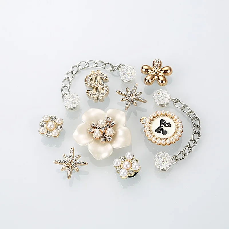 YNPO 10pcs Silver Diamond Flower Chain Shoe Charms for DIY Dollar Diamond-encrusted Shape and One Large White Flower Accessories
