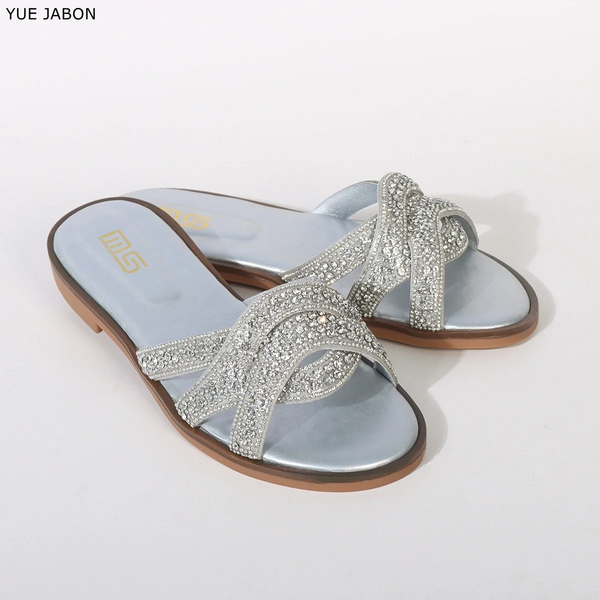 

Серебристые летние модные новые сексуальные повседневные удобные шлепанцы с кристаллами, сандалии с открытым носком на плоской подошве, тапочки Zapatos Mujer