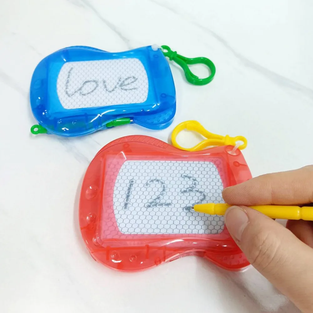 1PC Magnetic Drawing Board Mini Erasable Writing Pad Keychain Kids Birthday Party Favors for guest Boy Girl Christmas Gifts