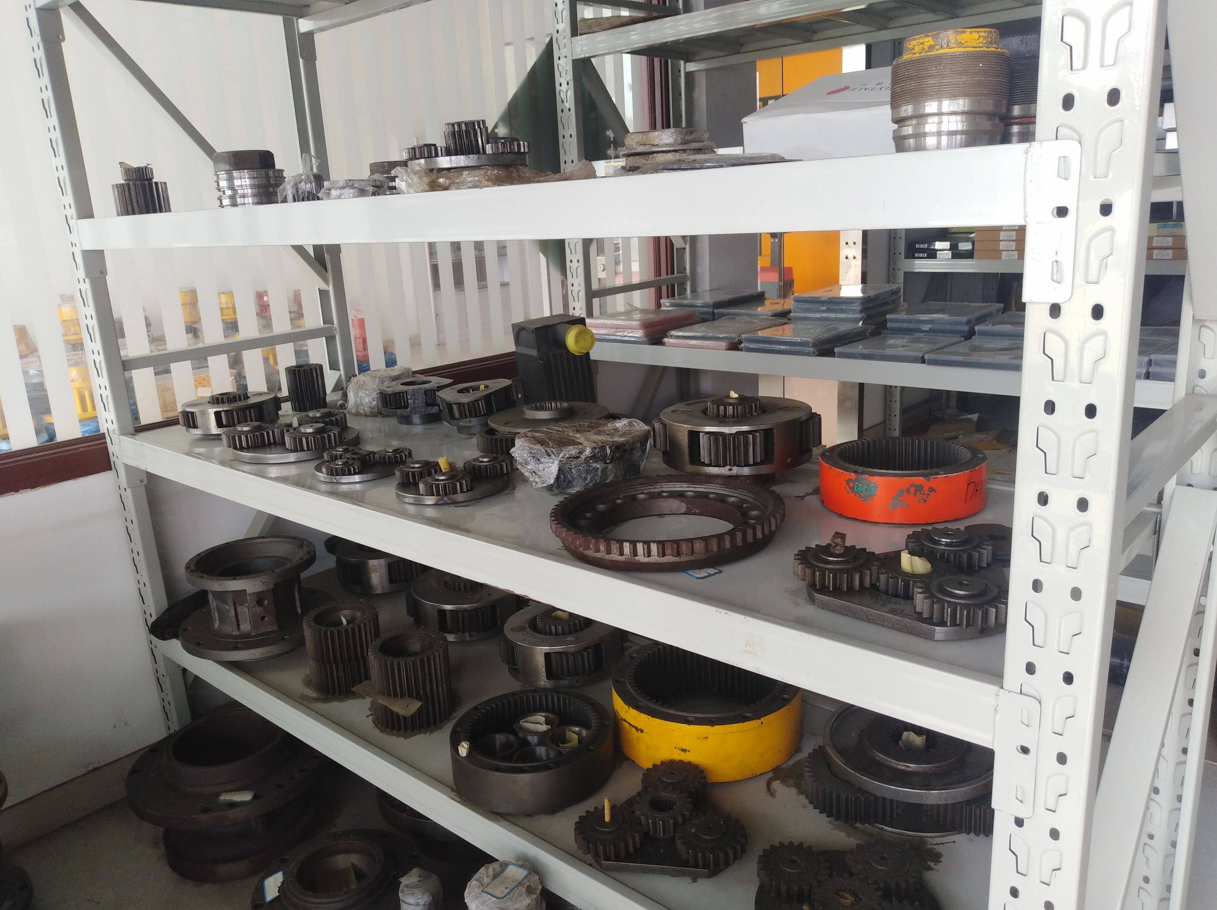 POMPA PENGGERAK POROS UNTUK JCB 3CX 4CX BACKHOE LOADER 914/37400