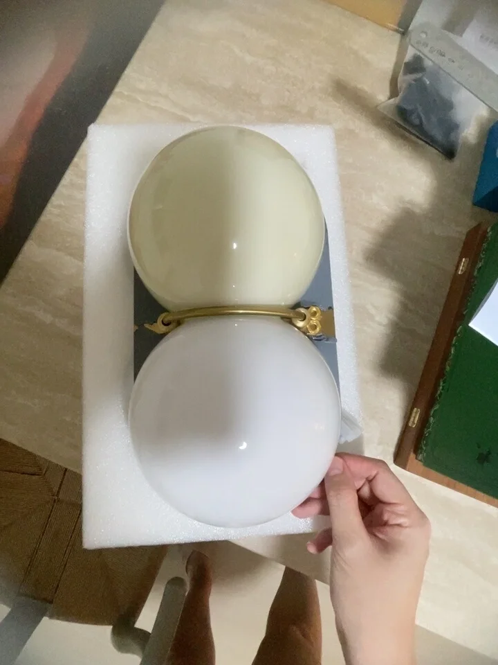 French Cream Mid-Century Green Wall Sconce, Vintage Ambient Lamp for Homestay Bedroom, Living Room, Hallway & Vanity Lighting