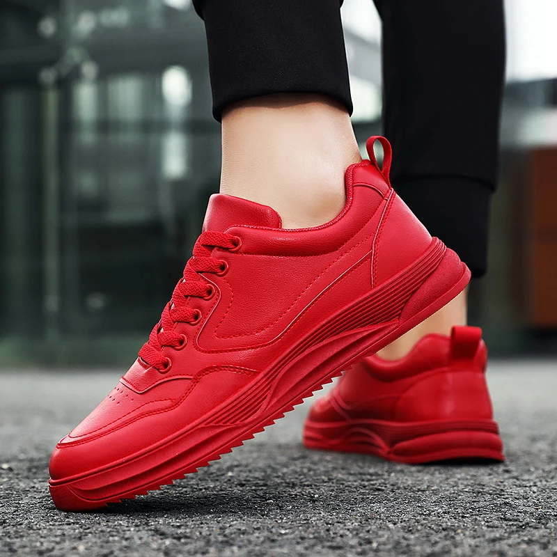 Designer Spring Leather Men Low-top Shoes Breathable Flat Teenager Sneakers Casual High Quality Red Non-slip Zapatillas Hombre