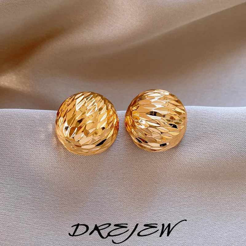 DREJEW Wrinkled Round Earrings for Women 2025 Fashion High-quality Simple Style Stud Earring Korean Wedding Girl Jewelry Gifts