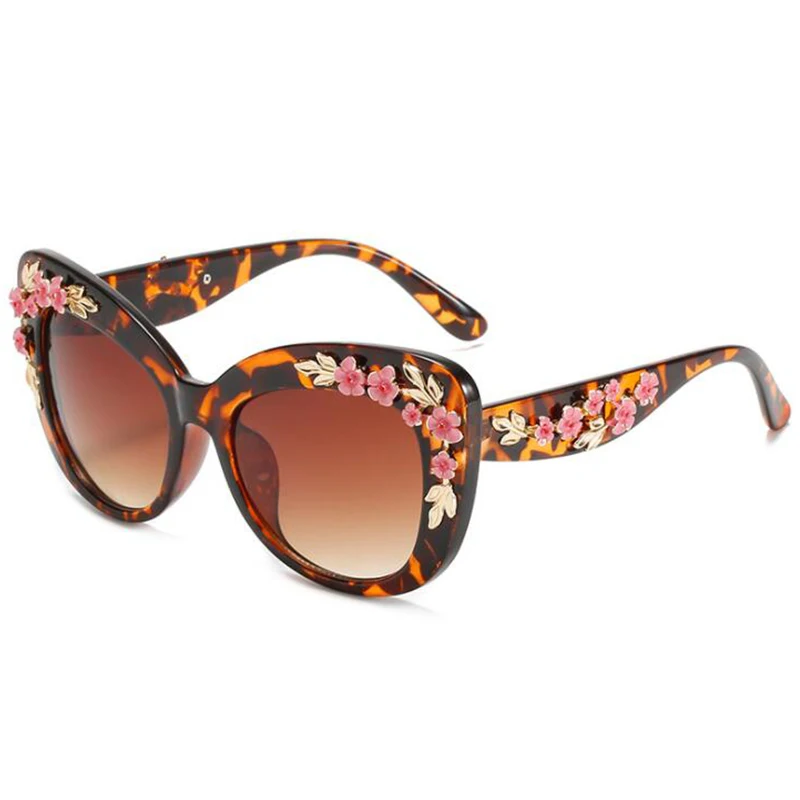 Female Flower Decoration Frame Eyewear Baroque Vintage Cat Eye Sunglasses Women Luxury Designer Sun Glasses Fashion Pink Shades
