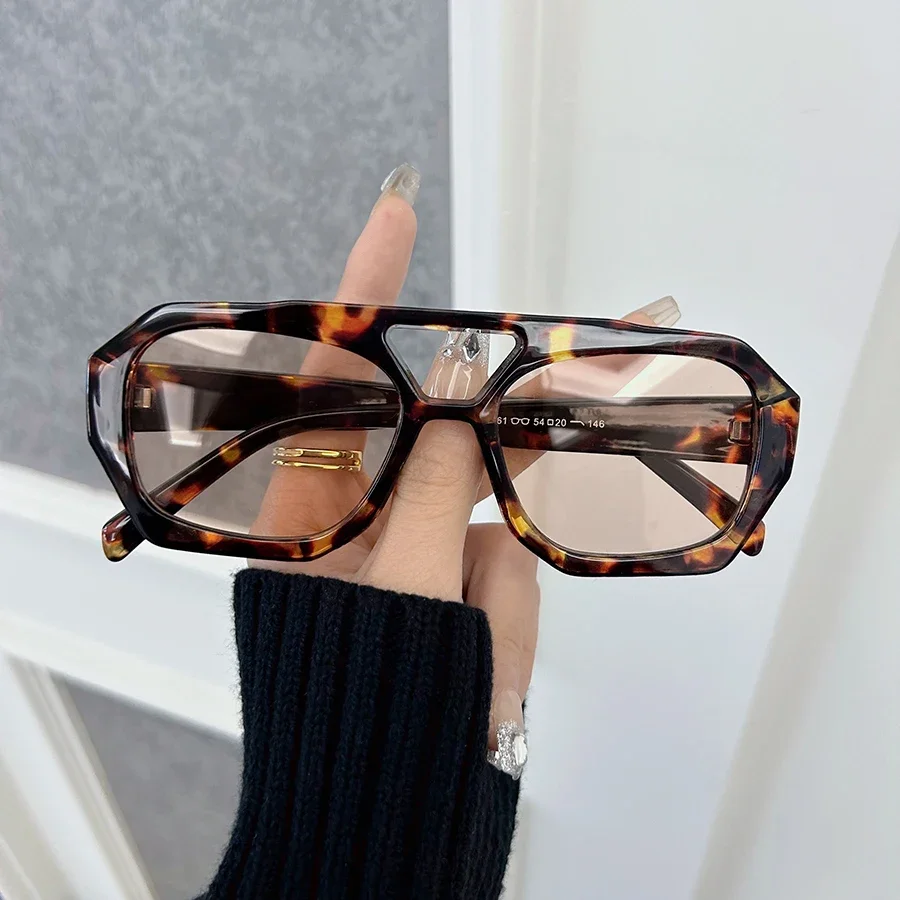 New Square Sunglasses Women Brand Designer Fashion Leopard Frame Sun Glasses Female Vintage Outdoor Shades Oculos De Sol image 3